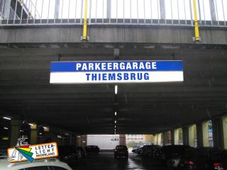 Parkeergarage lichtbak reclame